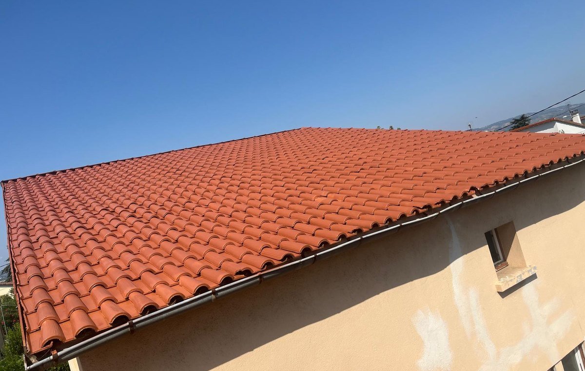 Toiture neuve & rénovation en Aveyron — T.E. COUVERTURE